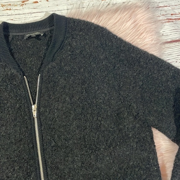 Aritzia Babaton Black Alpaca Blend Boucle Bomber Jacket - Picture 6 of 9